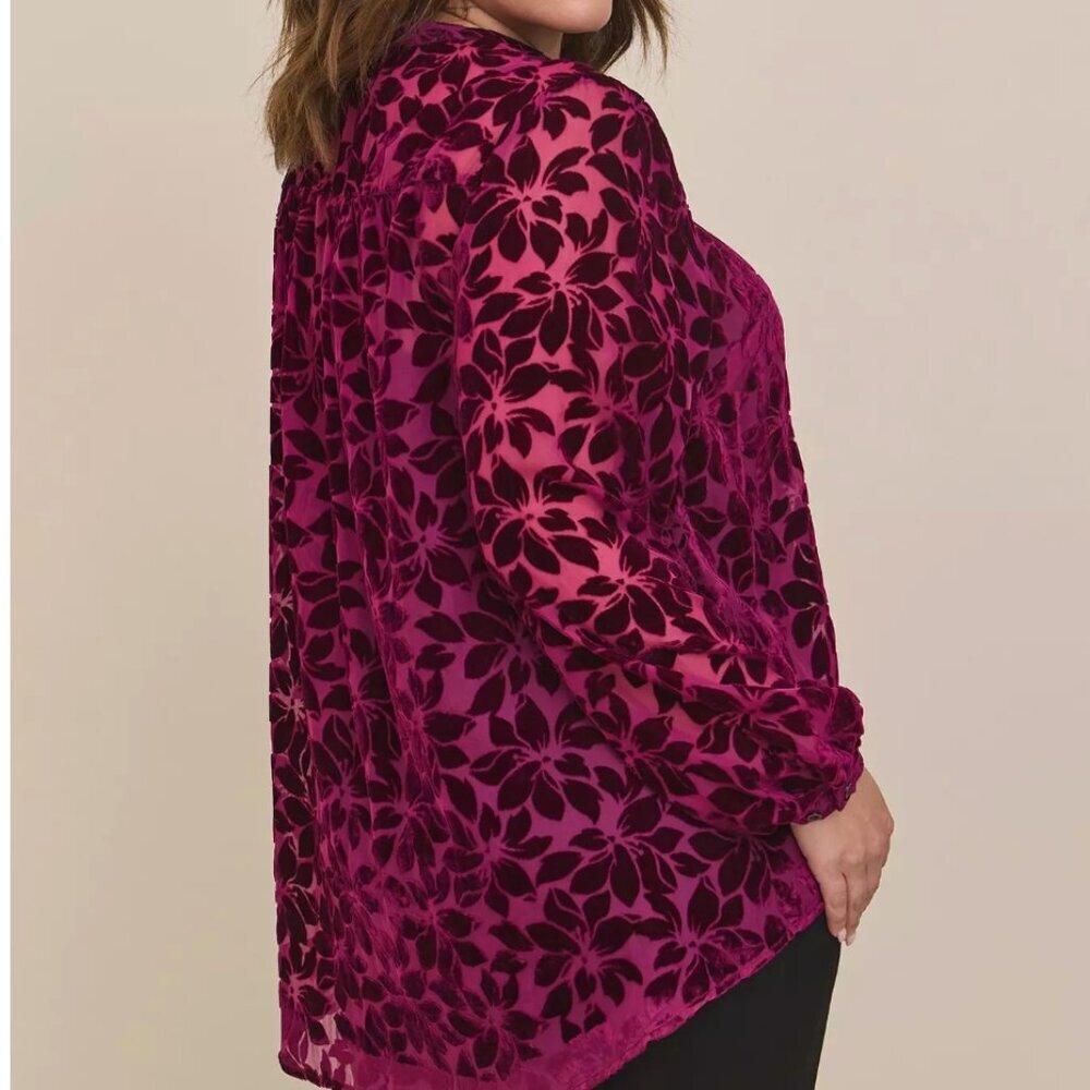 NWT Torrid Size 1X Burgundy Red Velvet Burnout Hi-Low Pullover Long Sleeve Top